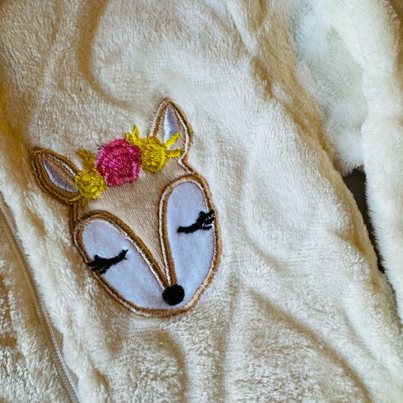 Baby Girl 3 Set Bundle Lot Super Warm Fuzzy Footie Onesies - Picture 2 of 8